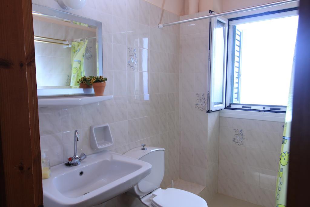 Heliovasilema Apartment Fiskardo Room photo